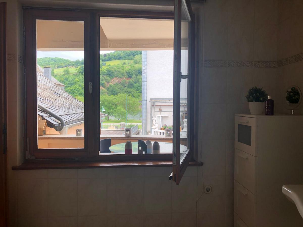 Ferienhaus Sankt Aldegund Exteriör bild